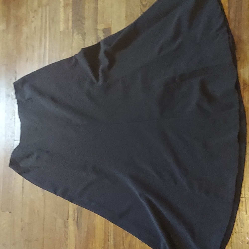 5 for $10 M&M Vintage skirt